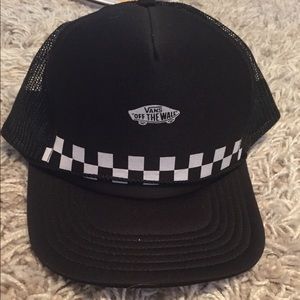 Black checkered VANS hat